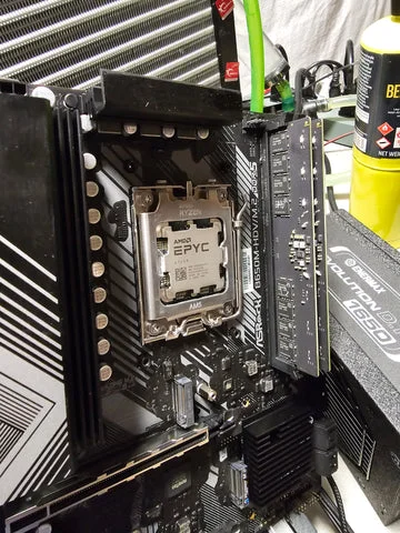 EPYC 4124P overclocking bench setup